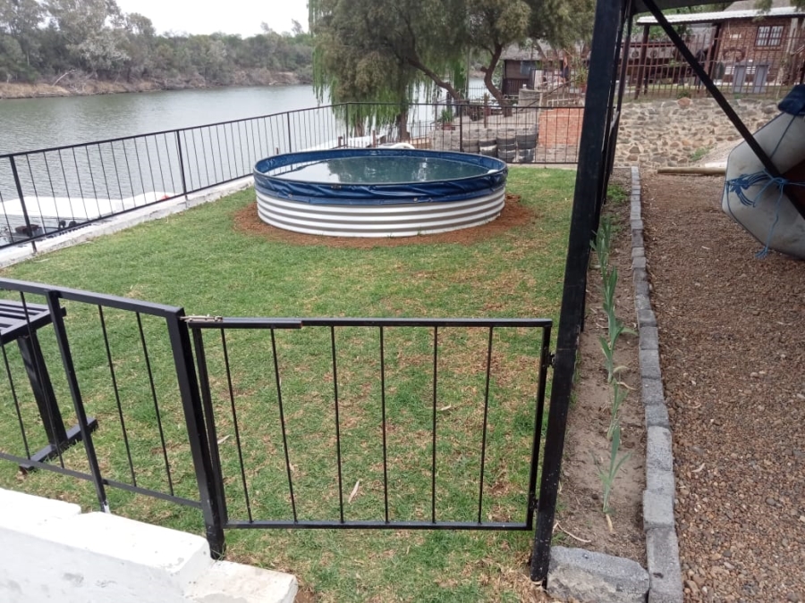  Bedroom Property for Sale in Bloemhof North West